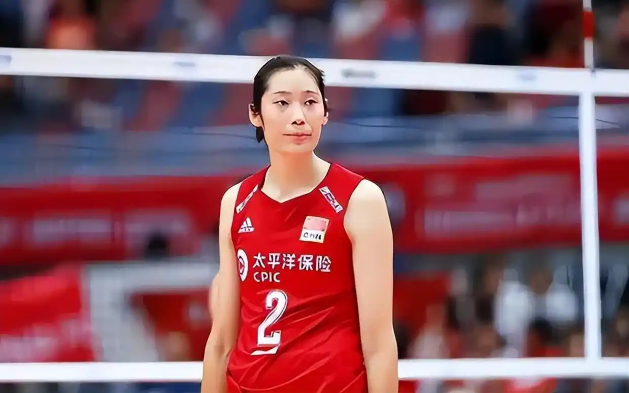 朱婷泳装_游泳冠军朱婷父母_朱婷运动员