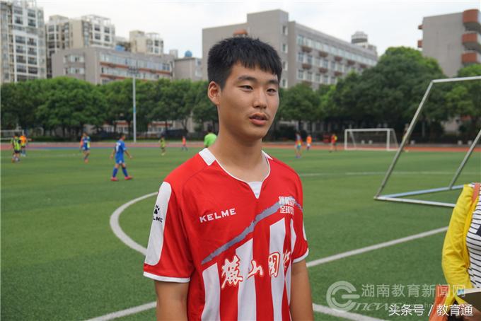 重庆少年足球_重庆儿童足球俱乐部_中国城市少儿足球重庆u11比赛冠军