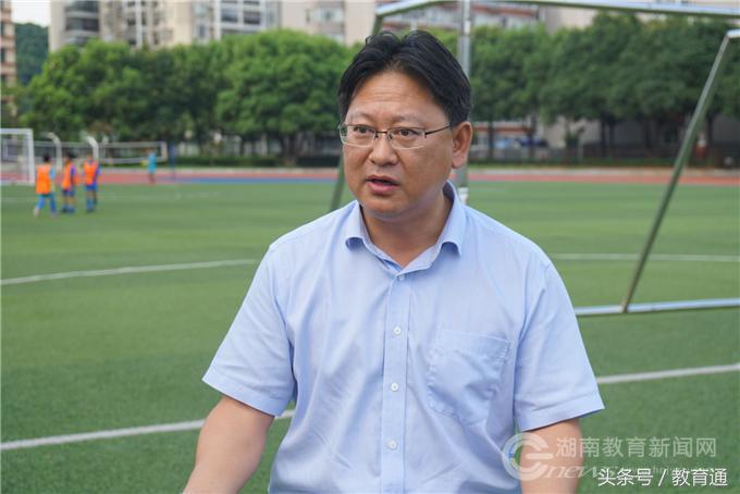 重庆少年足球_中国城市少儿足球重庆u11比赛冠军_重庆儿童足球俱乐部